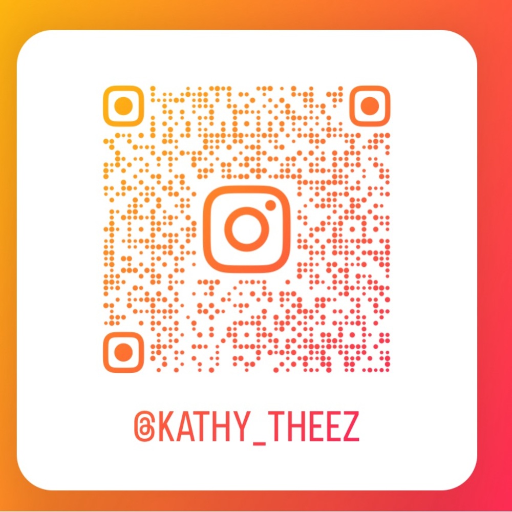 Follow me on Instagram ✌🏻💗